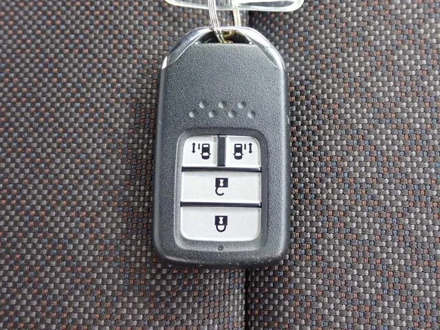 ホンダ　フリードプラス　ハイブリッド