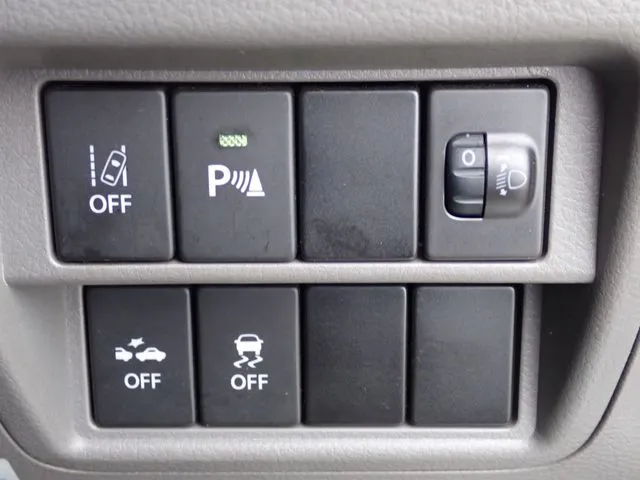 ニッサン　ＮＶ１００クリッパー