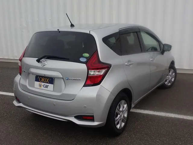 ノート（ニッサン）の車両写真