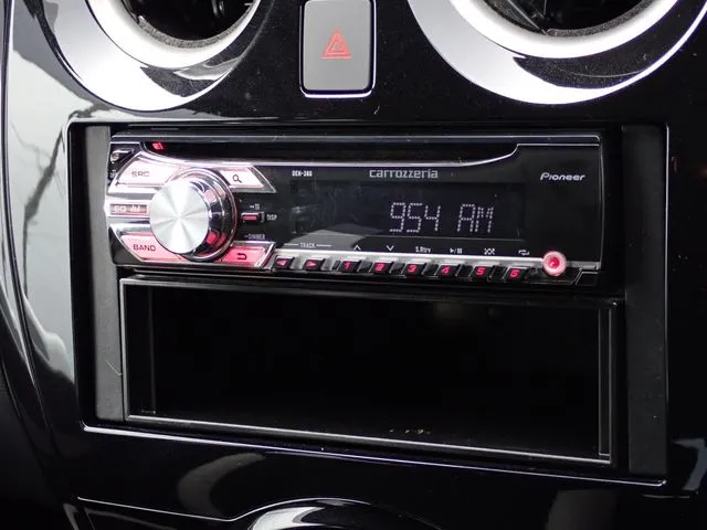 ノート（ニッサン）の車両写真