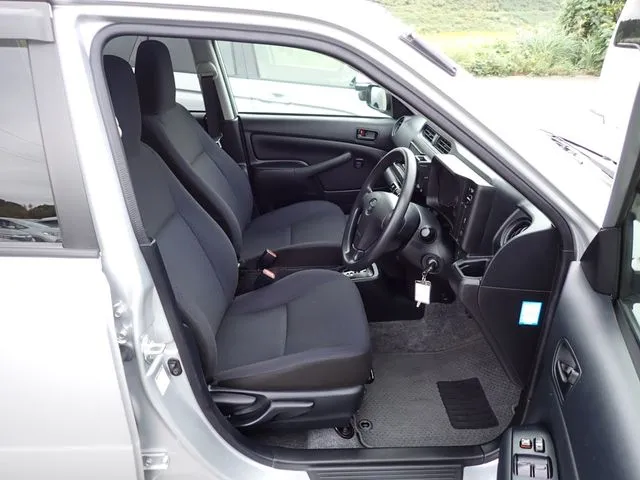 トヨタ プロボックスバン 2WD