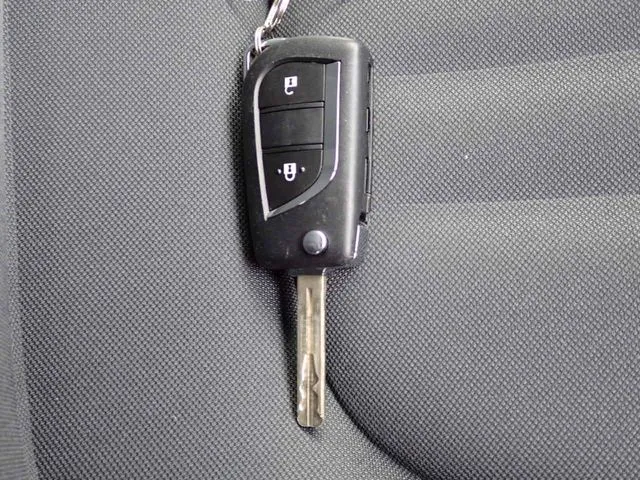 トヨタ　ヤリス