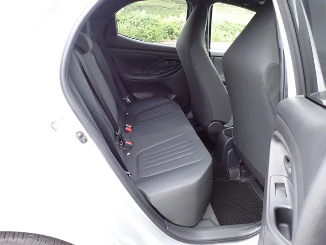 トヨタ　ヤリス