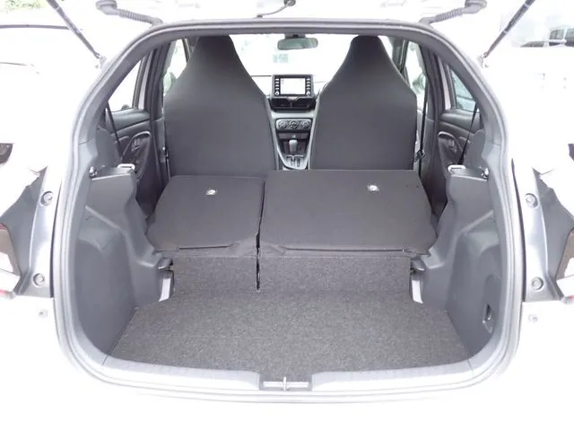 トヨタ　ヤリス