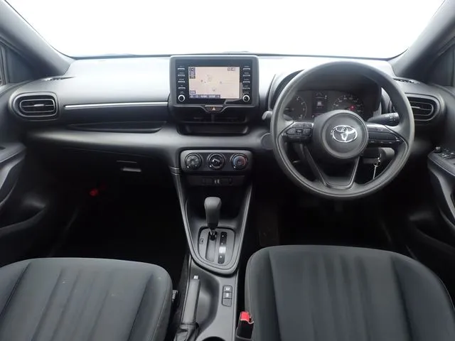 トヨタ　ヤリス