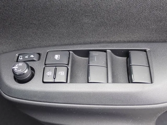 トヨタ　ヤリス