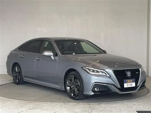 トヨタ　クラウン　セダン　ハイブリッド