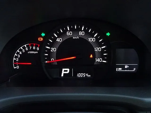 エブリイバン（スズキ）の車両写真