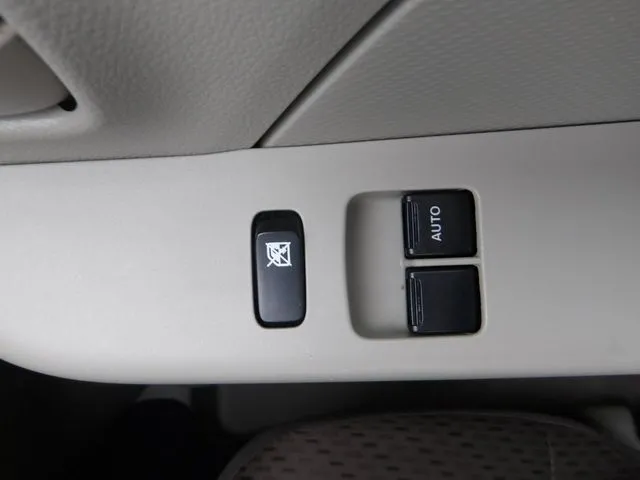 エブリイバン（スズキ）の車両写真