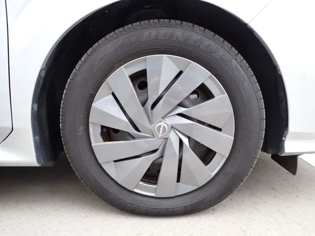 ノート(ニッサン)の車両写真