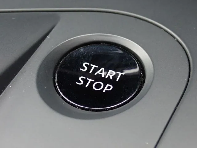 ノート(ニッサン)の車両写真