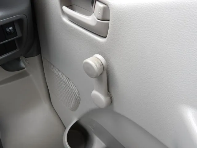 エブリイバン（スズキ）の車両写真