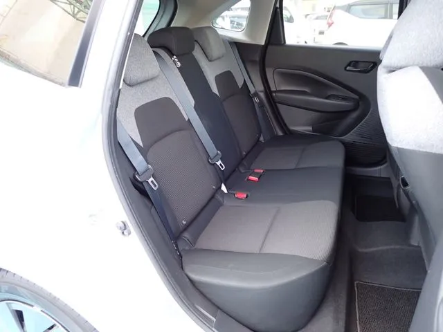 ニッサン　ノート