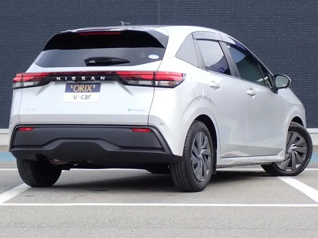 ニッサン　ノート