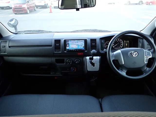 トヨタ　ハイエースバン　１．２５ｔ　２ＷＤ