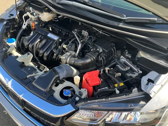 ホンダ フィット ハイブリッド 4WD