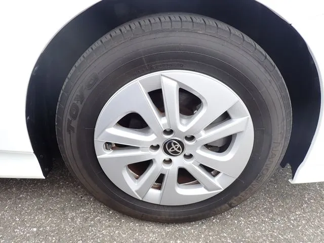 トヨタ プリウス