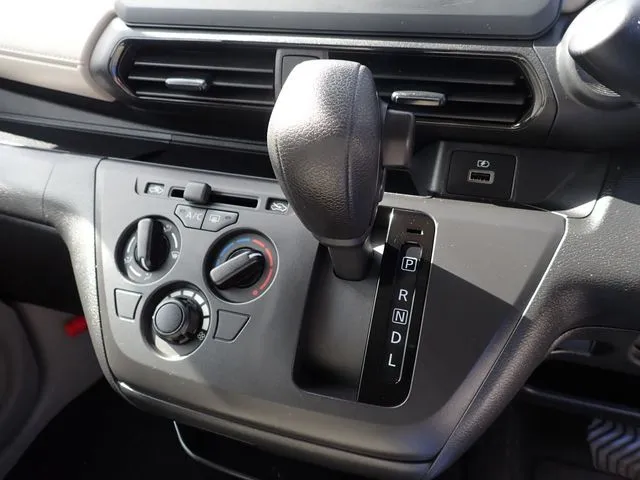 ニッサン　デイズ