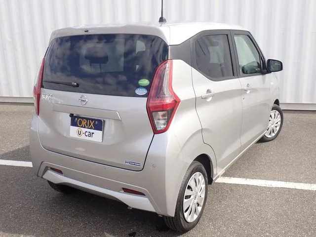 ニッサン　デイズ