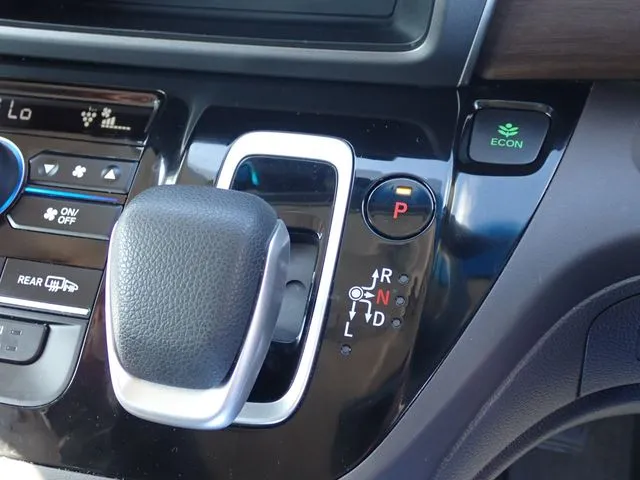 ホンダ　フリードプラス　ハイブリッド