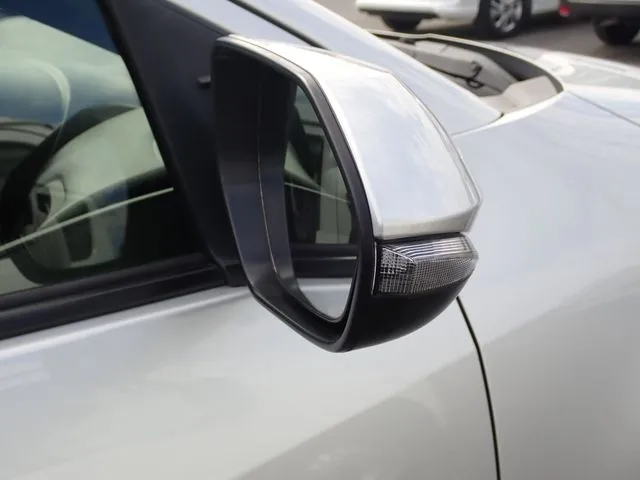 トヨタ　ヤリス