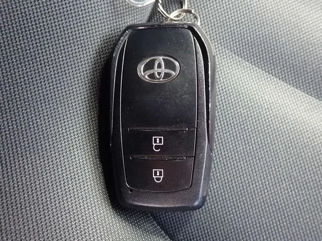 トヨタ　ヤリス