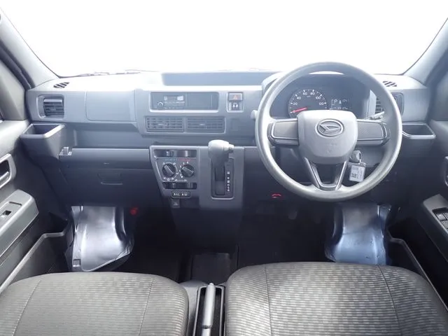 ダイハツ ハイゼットカーゴ