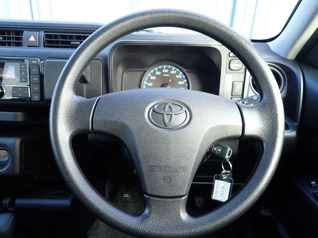 トヨタ　プロボックスバン　ハイブリッド