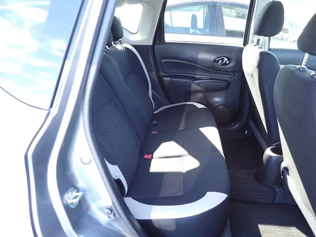 ニッサン　ノート