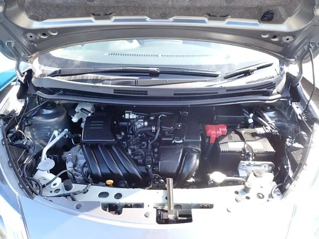 ニッサン　ノート