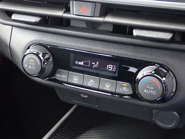 ニッサン ノート