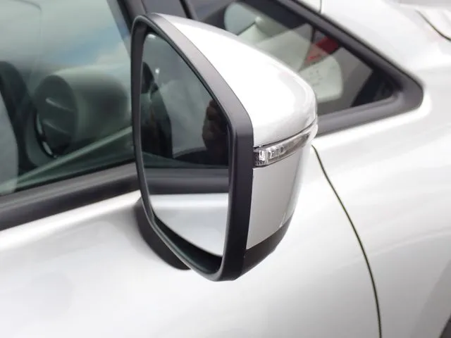 ノート（ニッサン）の車両写真