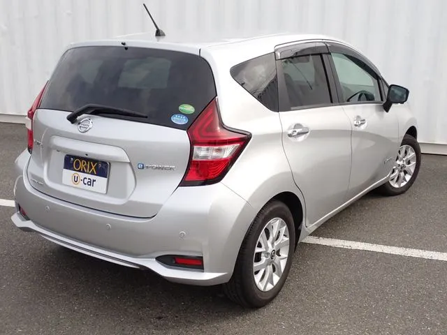 ノート（ニッサン）の車両写真