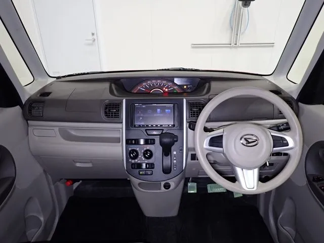 タント（ダイハツ）の車両写真