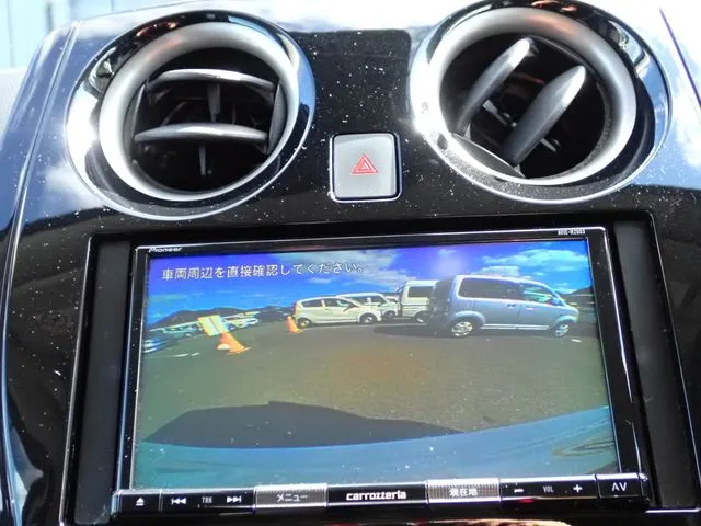 ノート（ニッサン）の車両写真