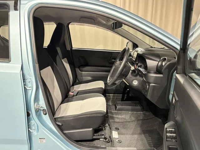 ダイハツ　ミラ　イース