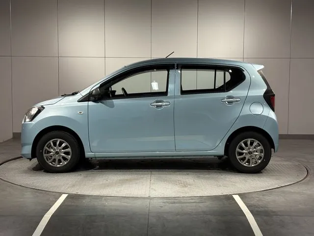 ダイハツ　ミラ　イース