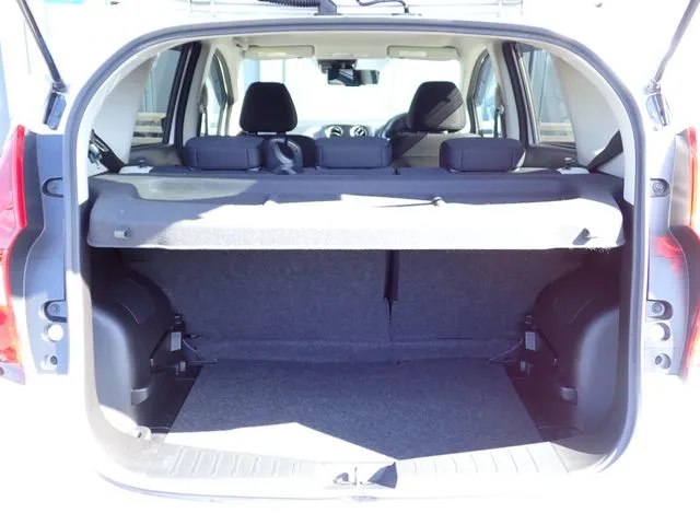 ノート(ニッサン)の車両写真