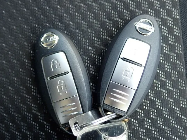 ノート(ニッサン)の車両写真