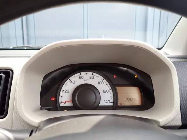 アルト（スズキ）の車両写真