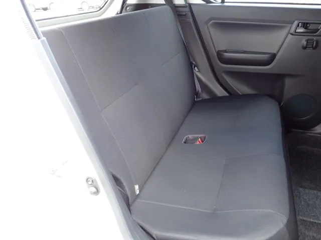 ミラ　イース（ダイハツ）の車両写真