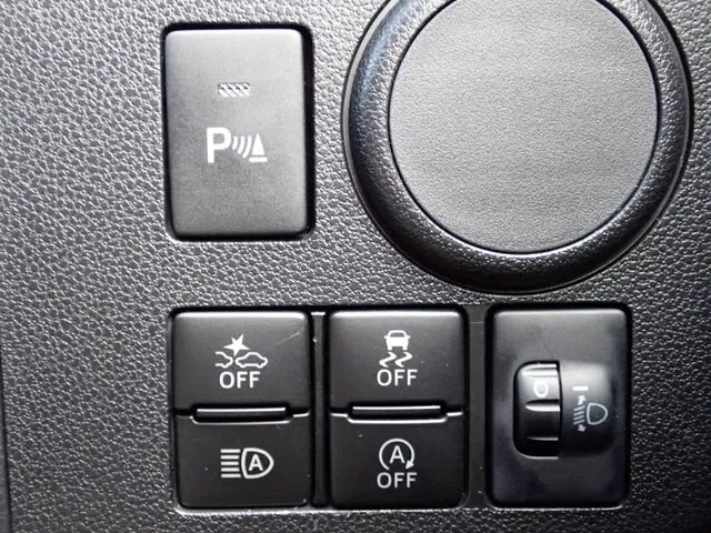 ミラ　イース（ダイハツ）の車両写真