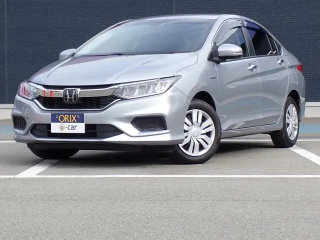 ホンダ　グレイス　ハイブリッド