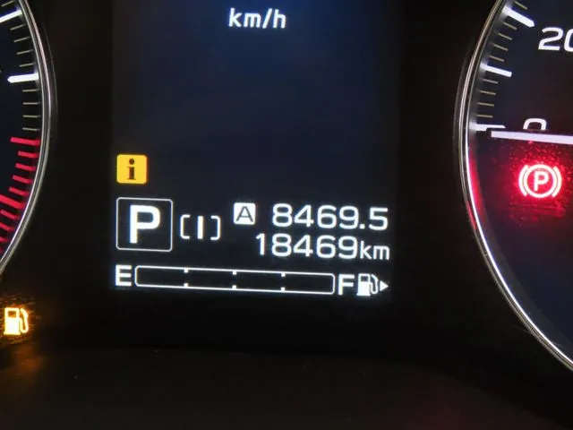 スバル　ＳＵＢＡＲＵ　ＸＶ　ハイブリッド