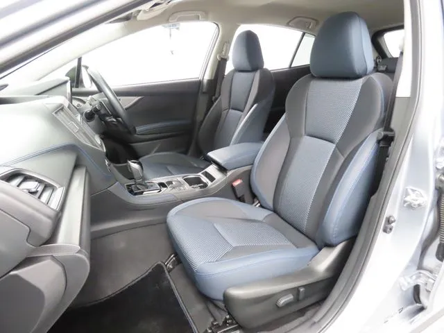 スバル　ＳＵＢＡＲＵ　ＸＶ　ハイブリッド