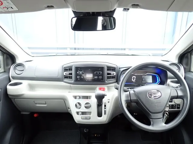ミラ　イース（ダイハツ）の車両写真