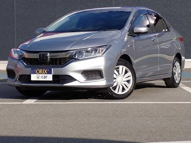 グレイス　ハイブリッド（ホンダ）の車両写真