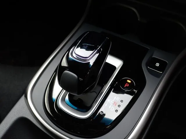 グレイス　ハイブリッド（ホンダ）の車両写真