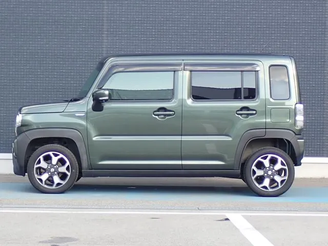 スズキ　ハスラー　４ＷＤ