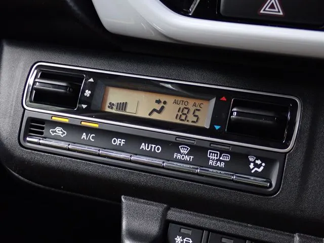 スズキ　ハスラー　４ＷＤ